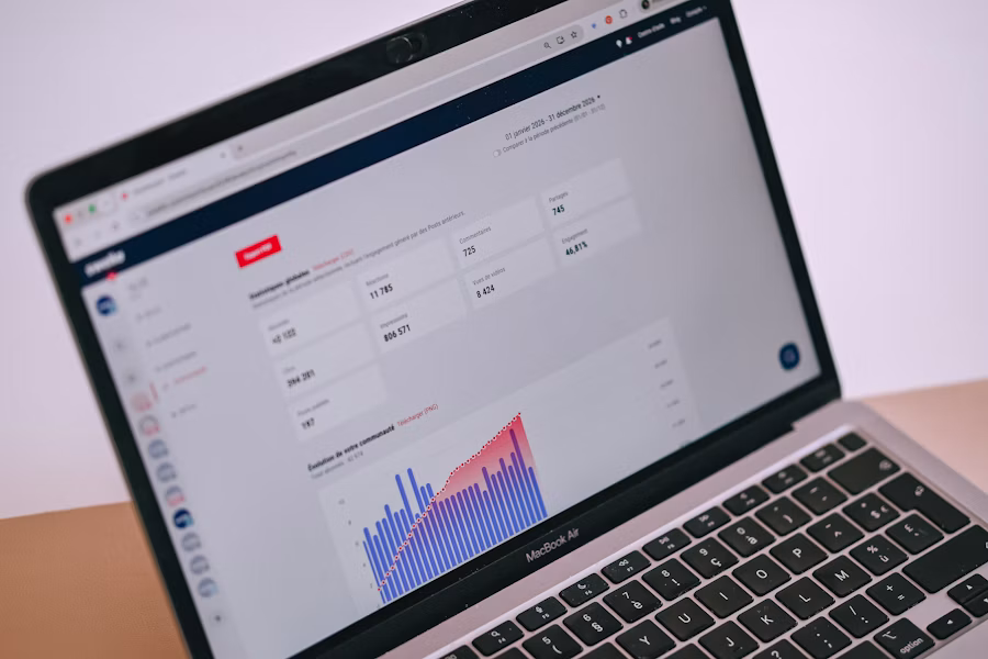 Digital tools for independent healthcare practitioners
