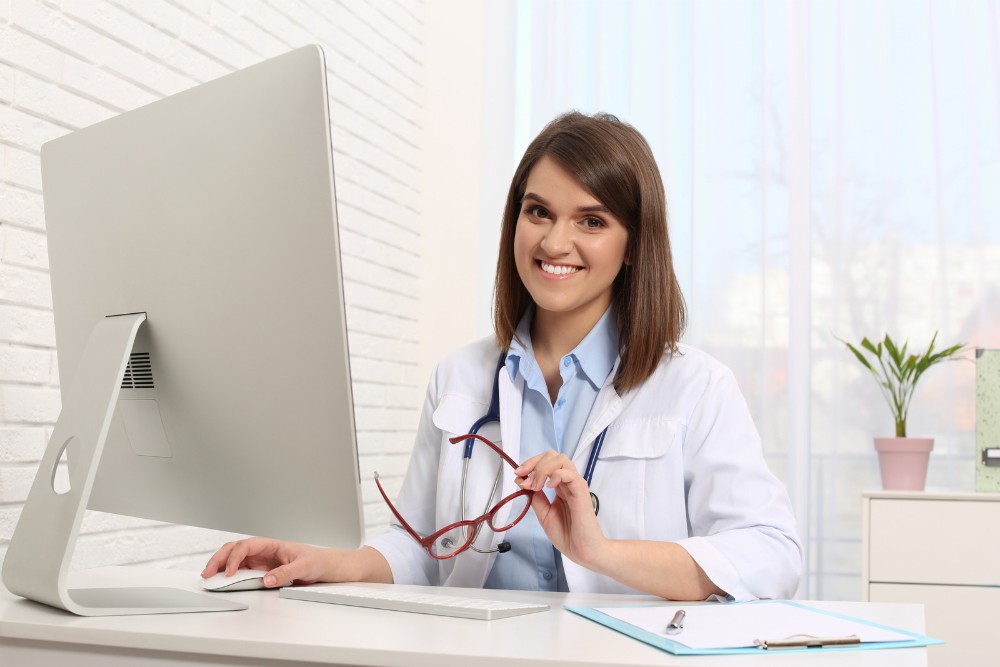 Healthcare practitioner running a virtual clinic